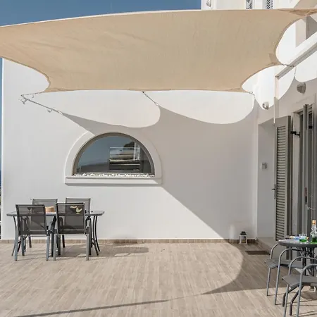 Dionysus House And Ariadne Стелида