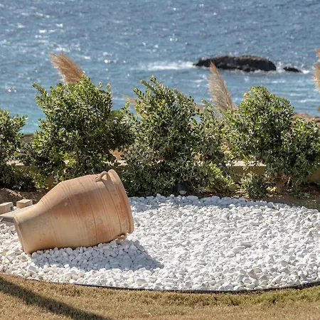 Semesterbostad Dionysus House And Ariadne