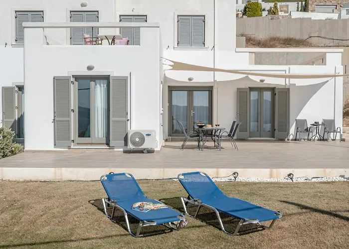 Dionysus House&ariadne *