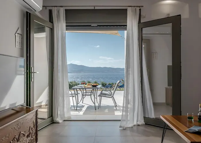 Dionysus House And Ariadne *