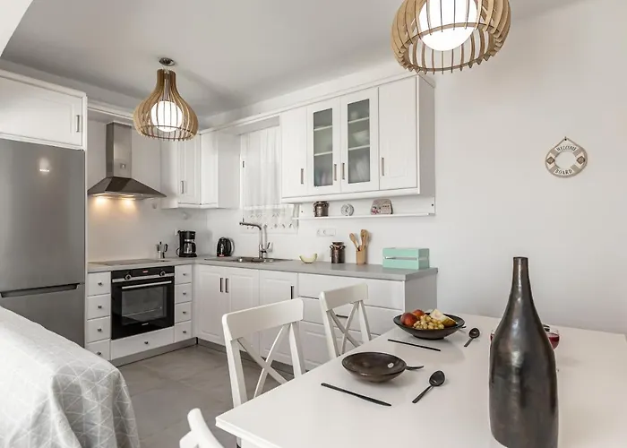 Dionysus House&ariadne