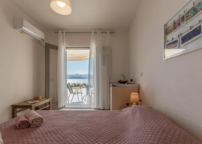 Dionysus House And Ariadne Holiday home *